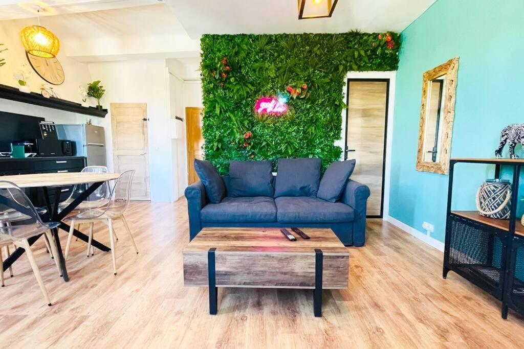 Jungle Room Le Muy Ngoại thất bức ảnh