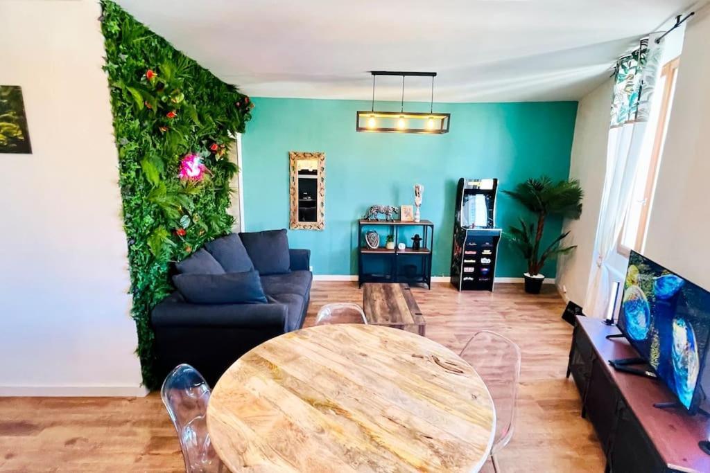 Jungle Room Le Muy Ngoại thất bức ảnh