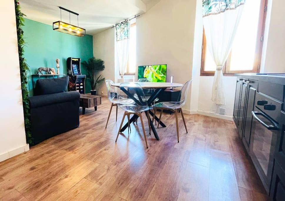 Jungle Room Le Muy Ngoại thất bức ảnh